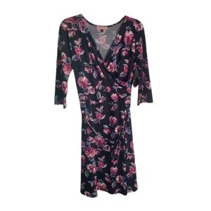 ✨️NWT✨️ Floral Wrap Dress